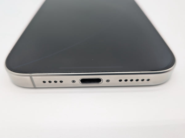 ■美品■Apple■iPhone 16 Pro Max■256GB■バッテリー97％■SIMフリー■ホワイトチタニウム■19万■mkt18k